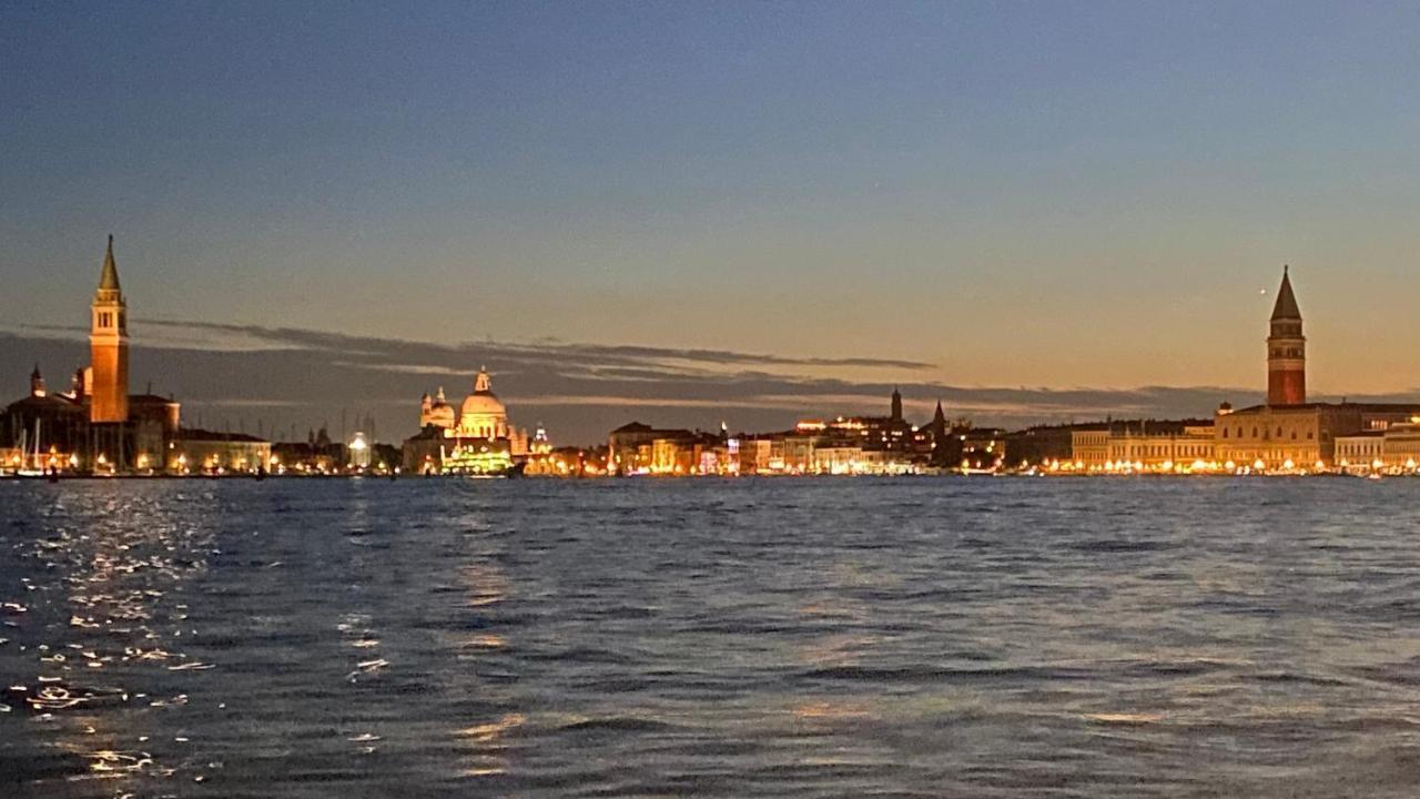 Sogno Venezianoアパートメント エクステリア 写真